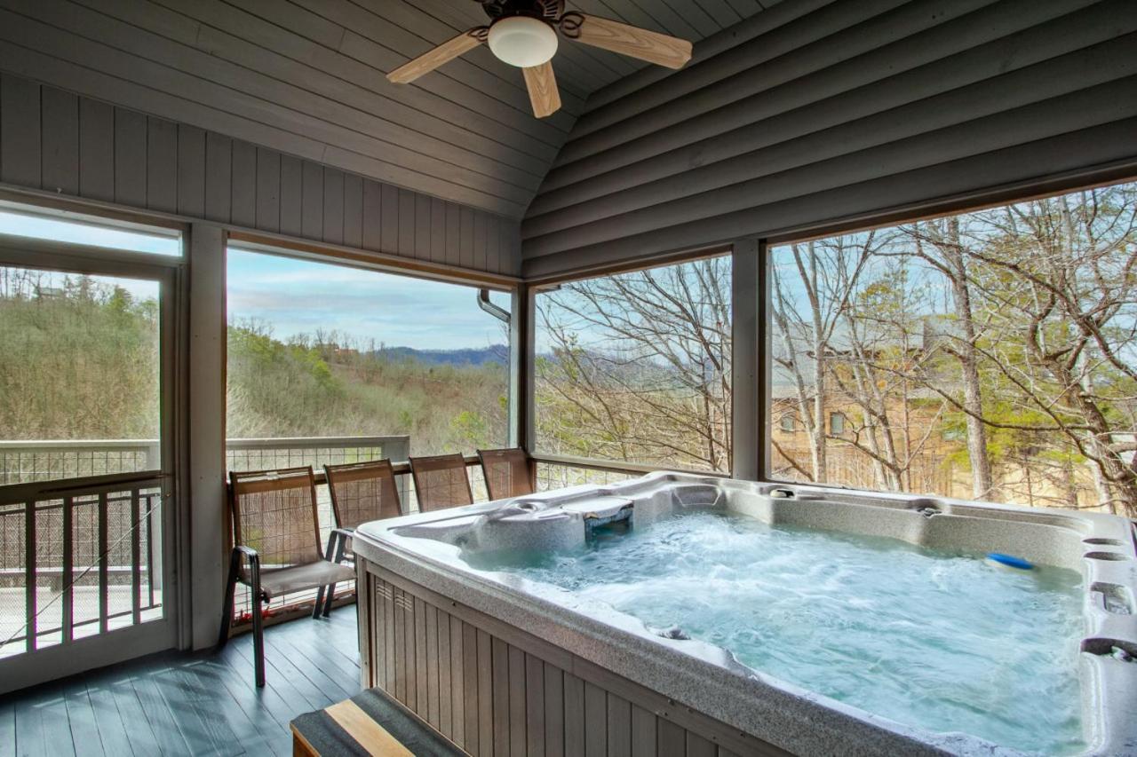 Black Bear Reserve - Mtn View, Hot Tub, Game Room Sevierville Exterior foto