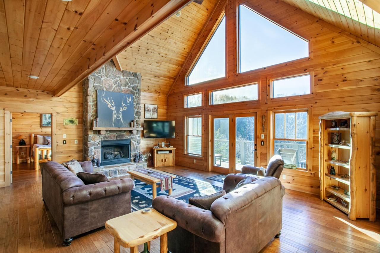Black Bear Reserve - Mtn View, Hot Tub, Game Room Sevierville Exterior foto