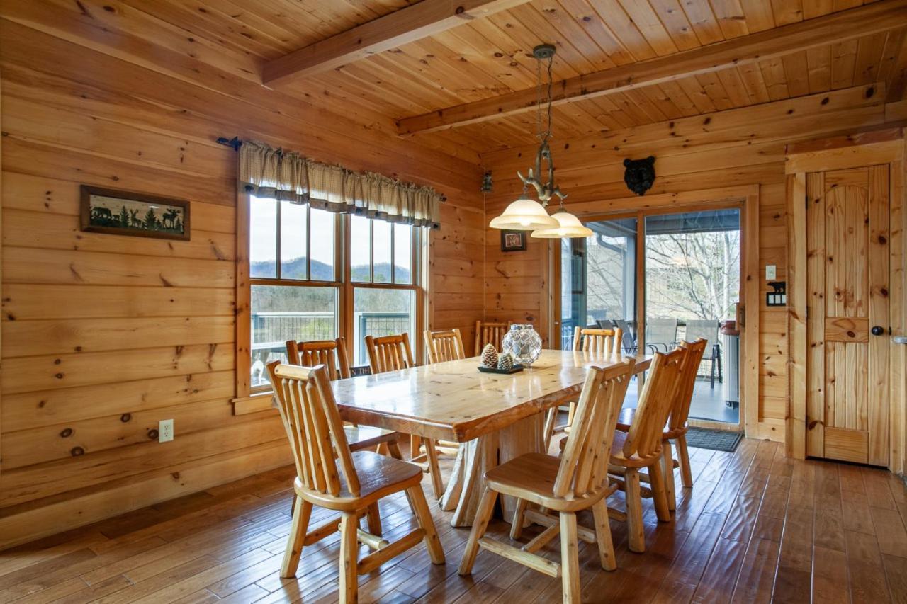 Black Bear Reserve - Mtn View, Hot Tub, Game Room Sevierville Exterior foto