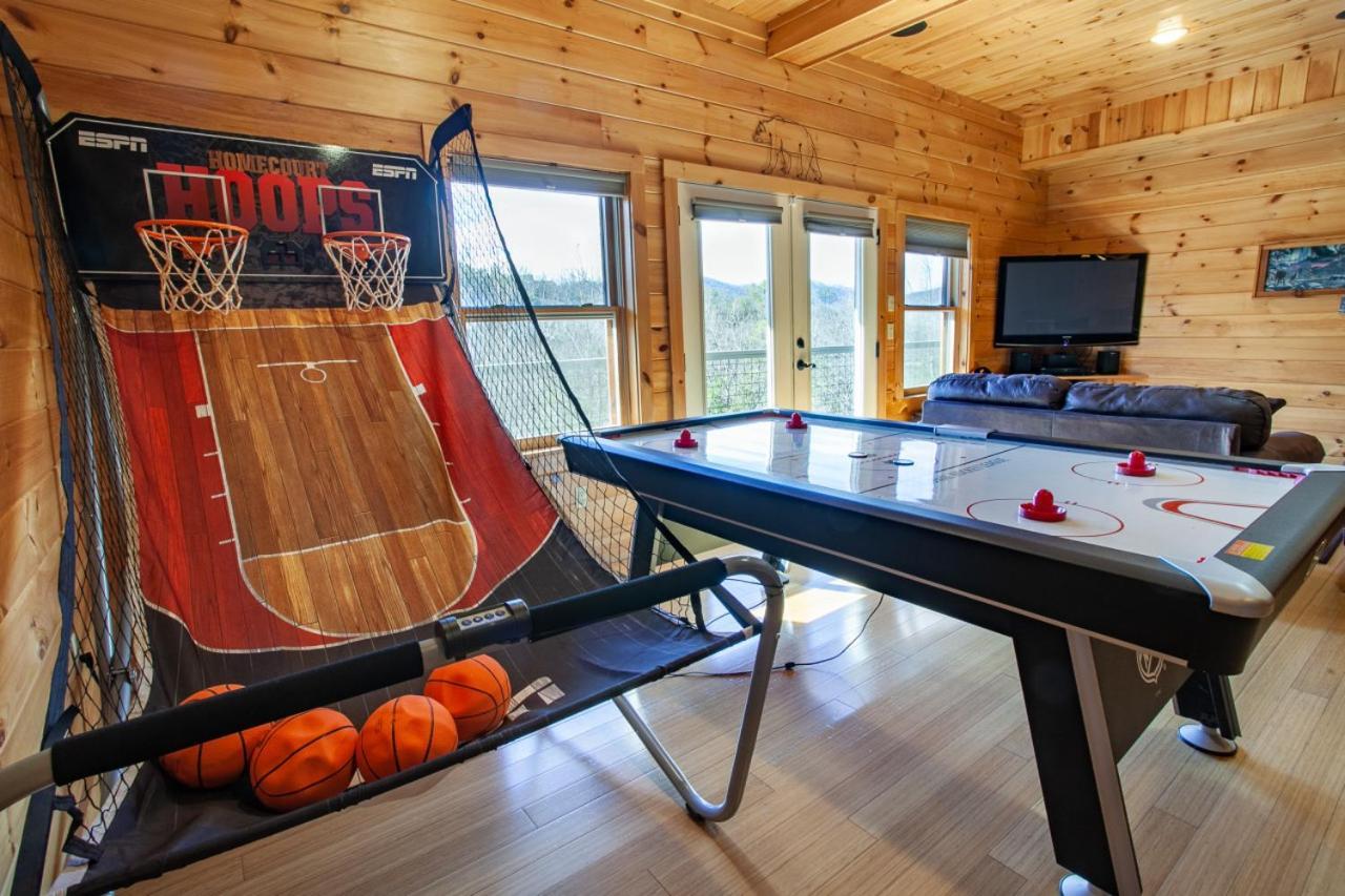 Black Bear Reserve - Mtn View, Hot Tub, Game Room Sevierville Exterior foto