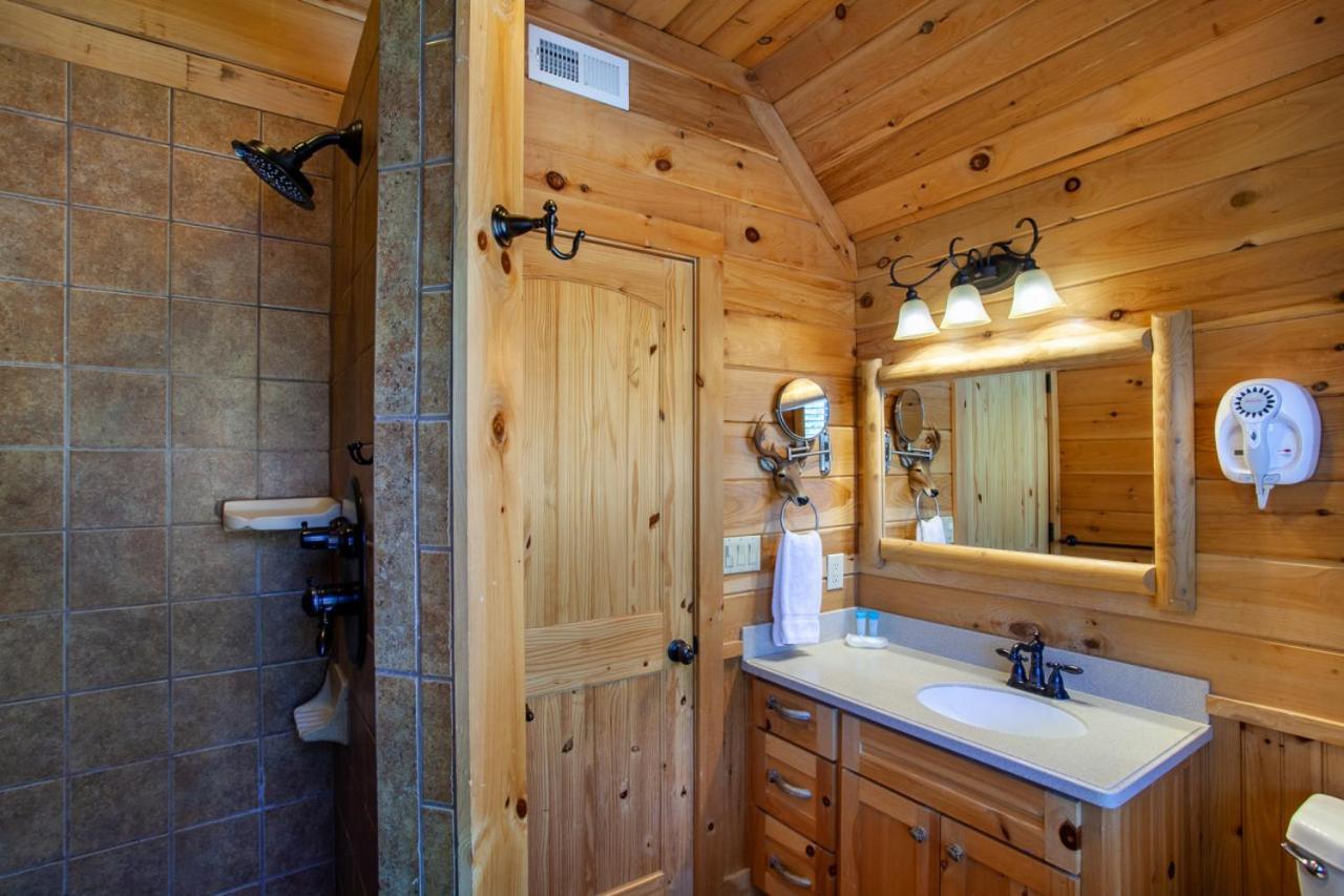 Black Bear Reserve - Mtn View, Hot Tub, Game Room Sevierville Exterior foto