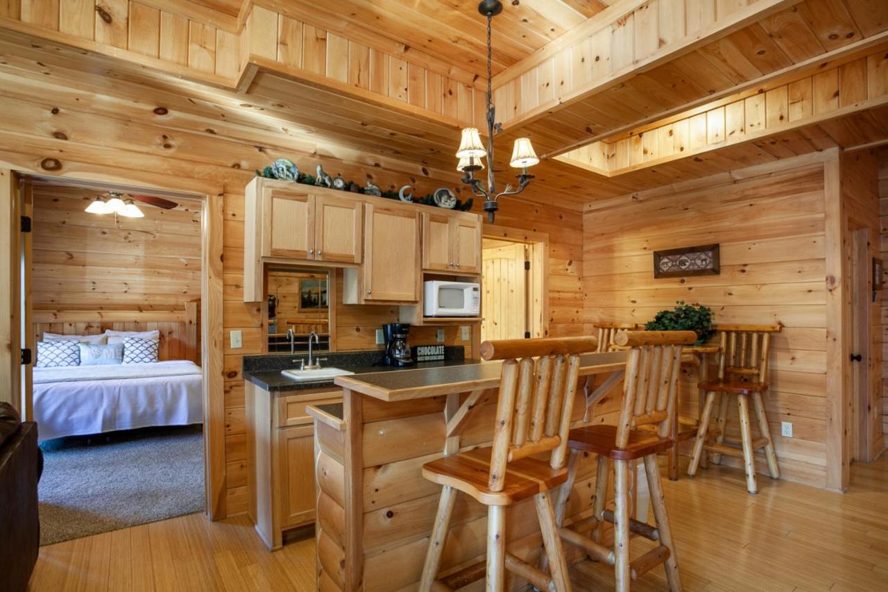 Black Bear Reserve - Mtn View, Hot Tub, Game Room Sevierville Exterior foto