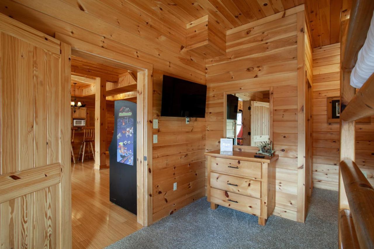 Black Bear Reserve - Mtn View, Hot Tub, Game Room Sevierville Exterior foto