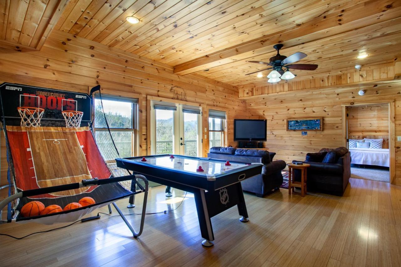 Black Bear Reserve - Mtn View, Hot Tub, Game Room Sevierville Exterior foto